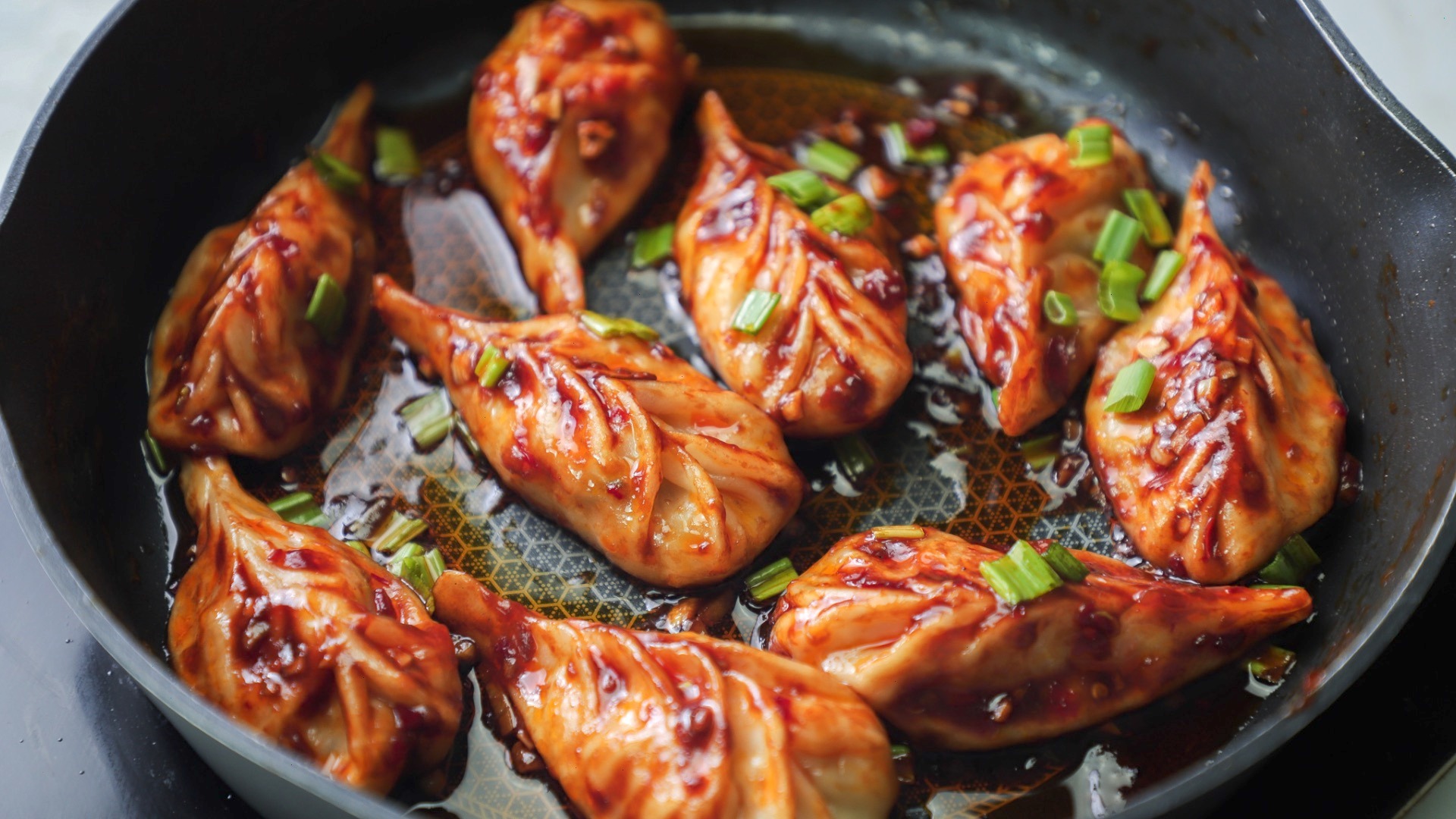 Home chilli garlic momos feature imag