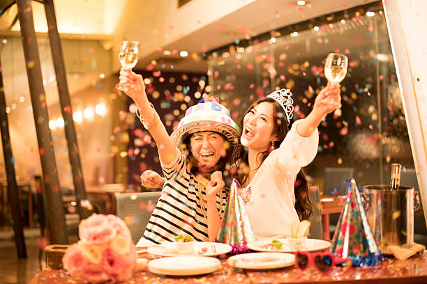 Home women who are clamoring at the birthday party